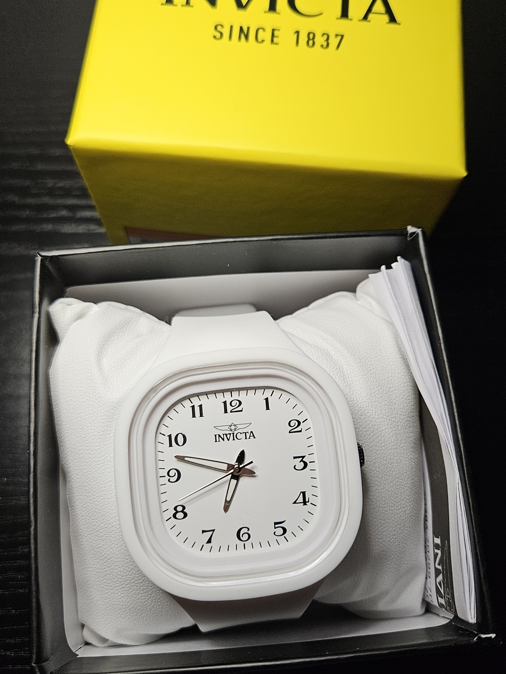 Invicta White Silicone Analog Watch